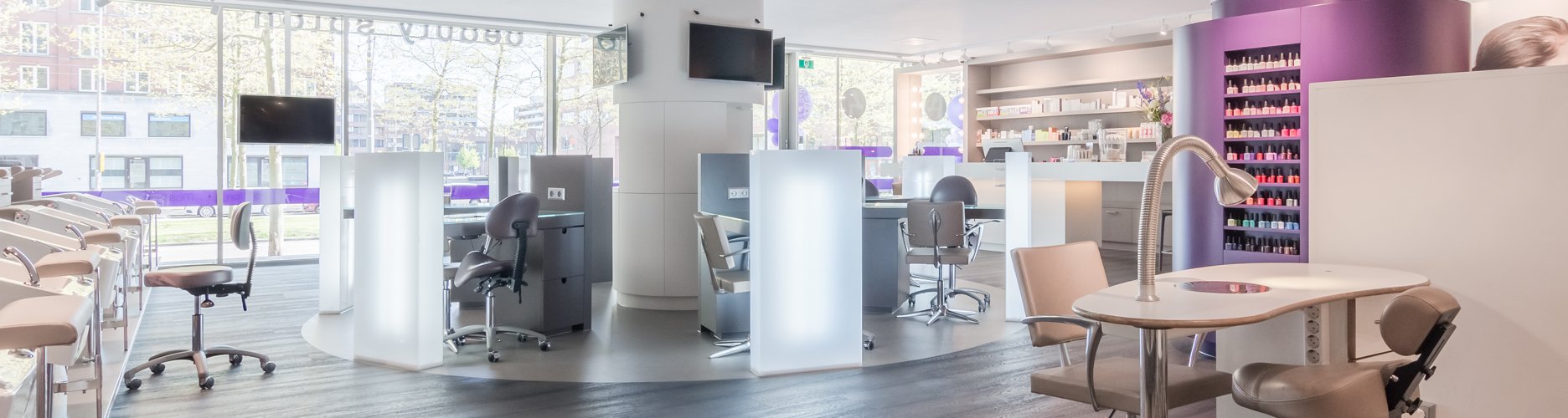 Care 4 Your Nails interieur